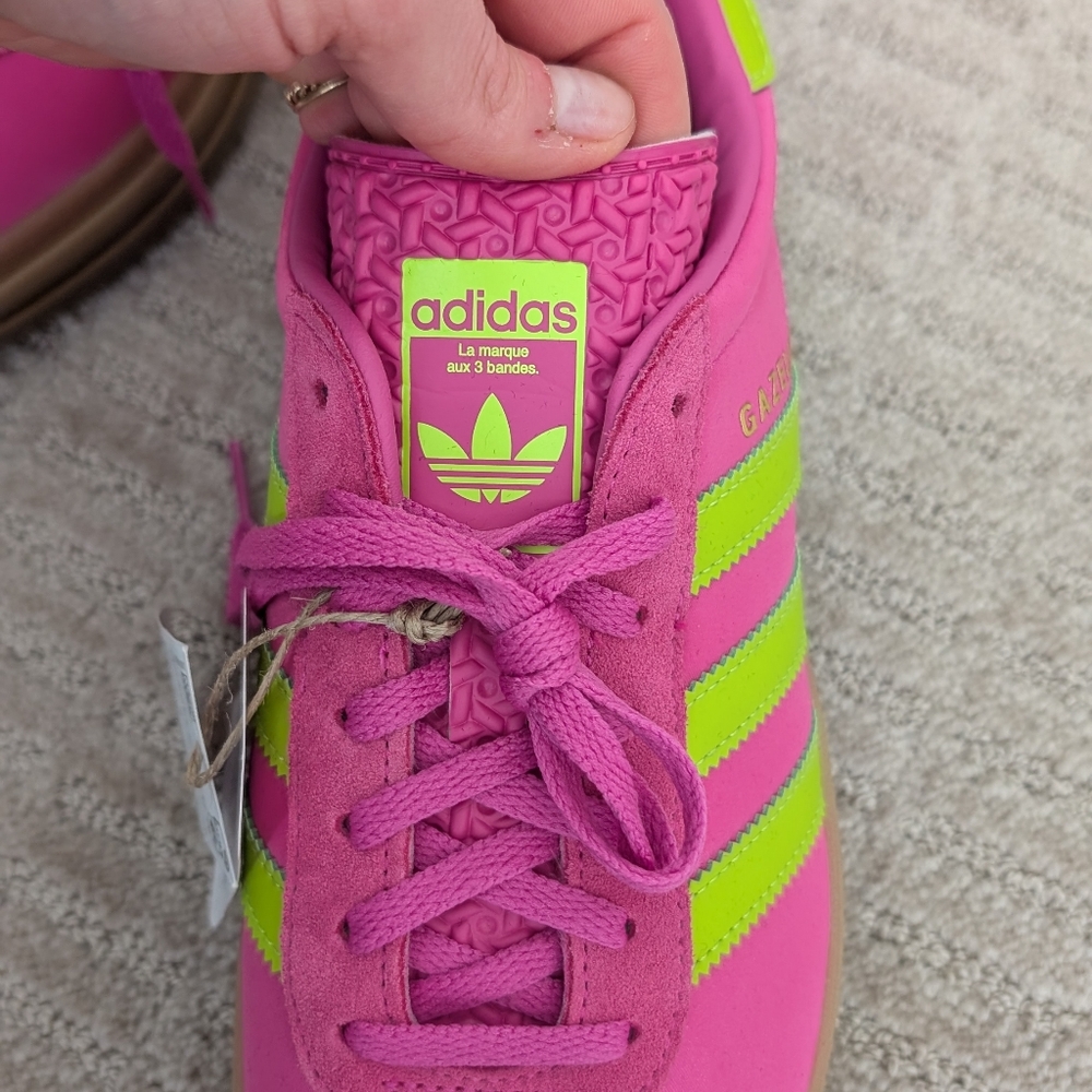 NWT Adidas Gazelle Women's Pink and Lime Platform Sneakers Size 9 - Picture 3 of 16